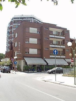 Albergo Al Parco Градо Екстер'єр фото